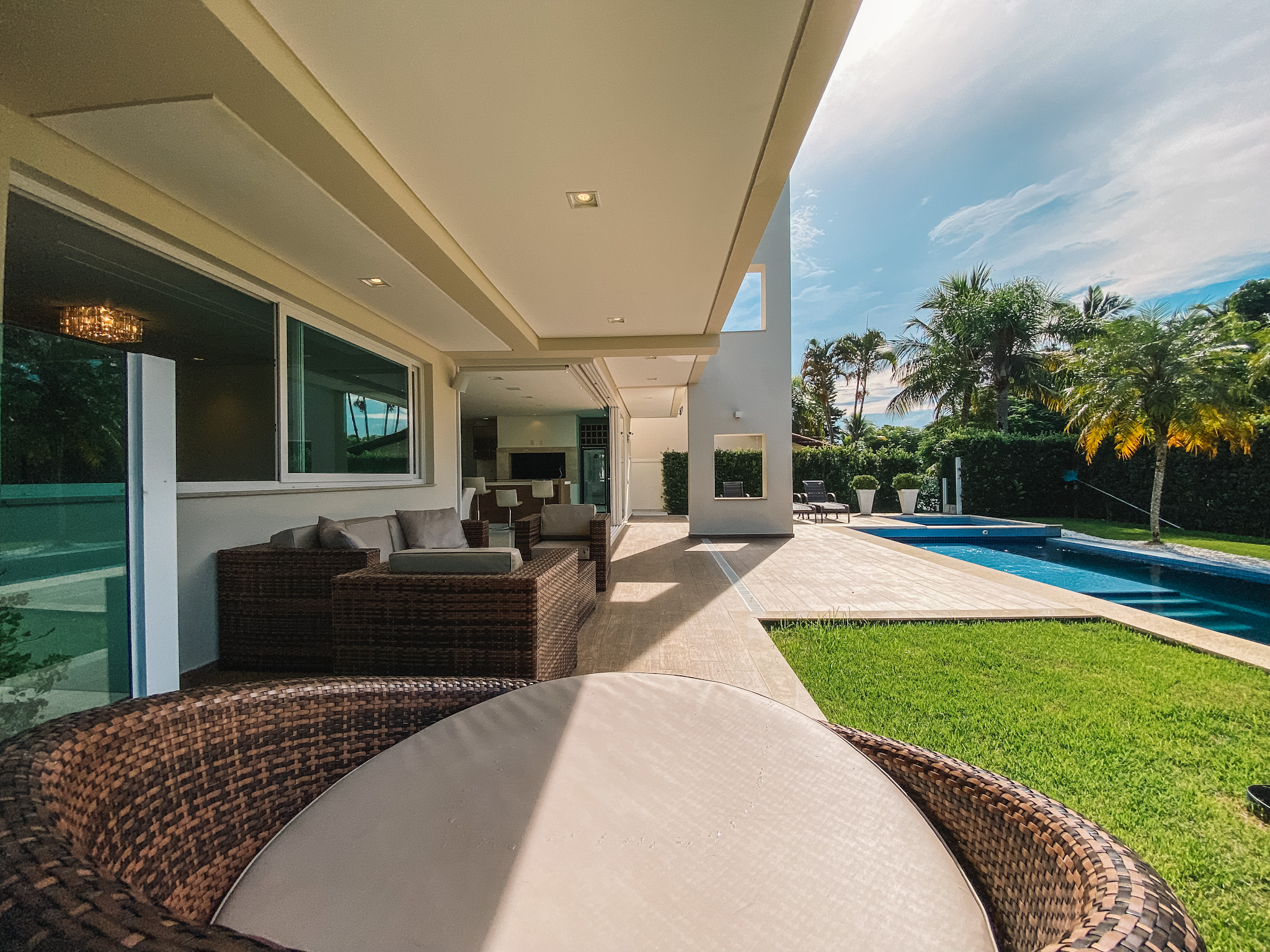 Imagem Casa com 6 Quartos à Venda, 1.000 m² em Jurerê Internacional - Florianópolis Imagem Casa com 6 Quartos à Venda, 1.000 m² em Jurerê Internacional - Florianópolis