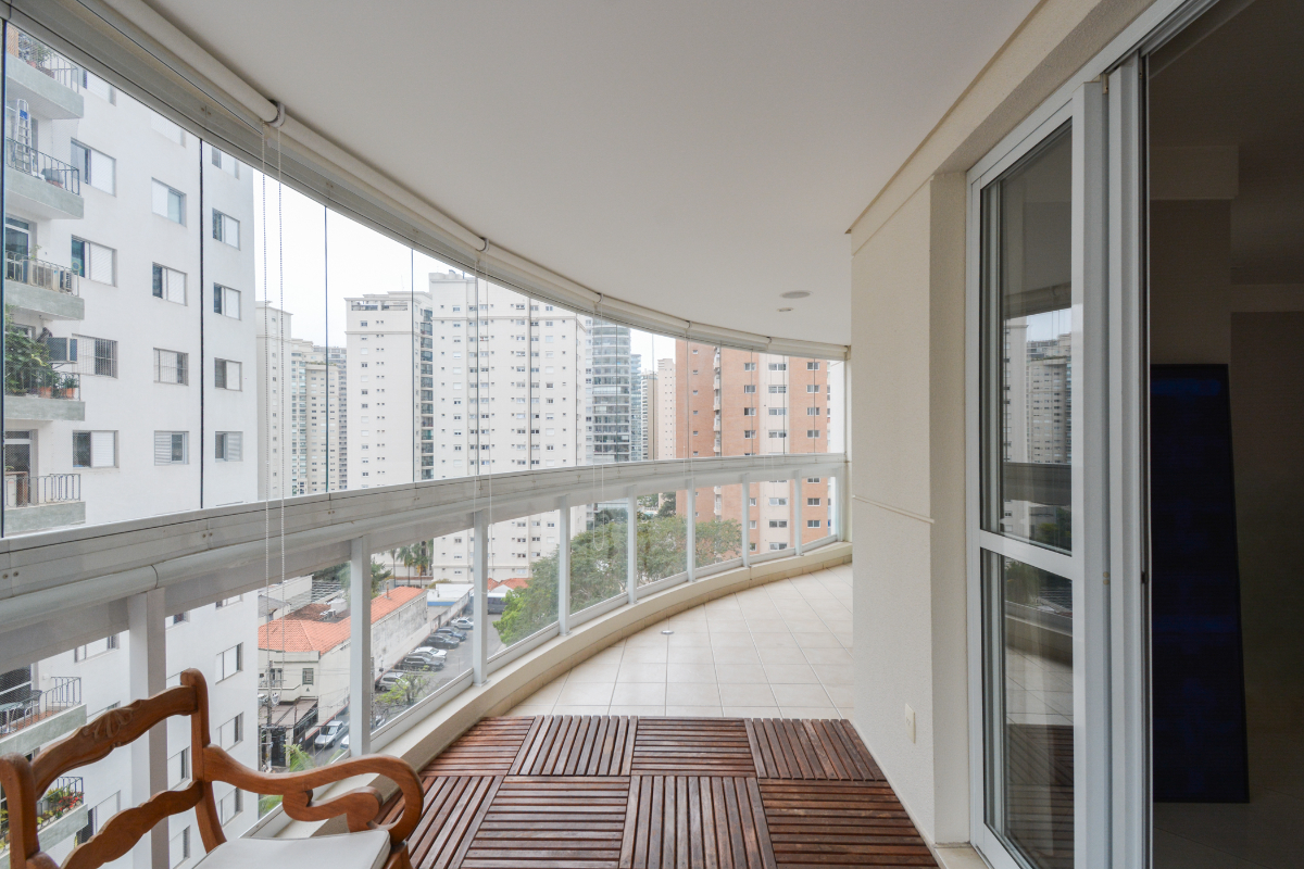 Imagem Apartamento com 3 Quartos à Venda, 124 m² em Vila Uberabinha - São Paulo