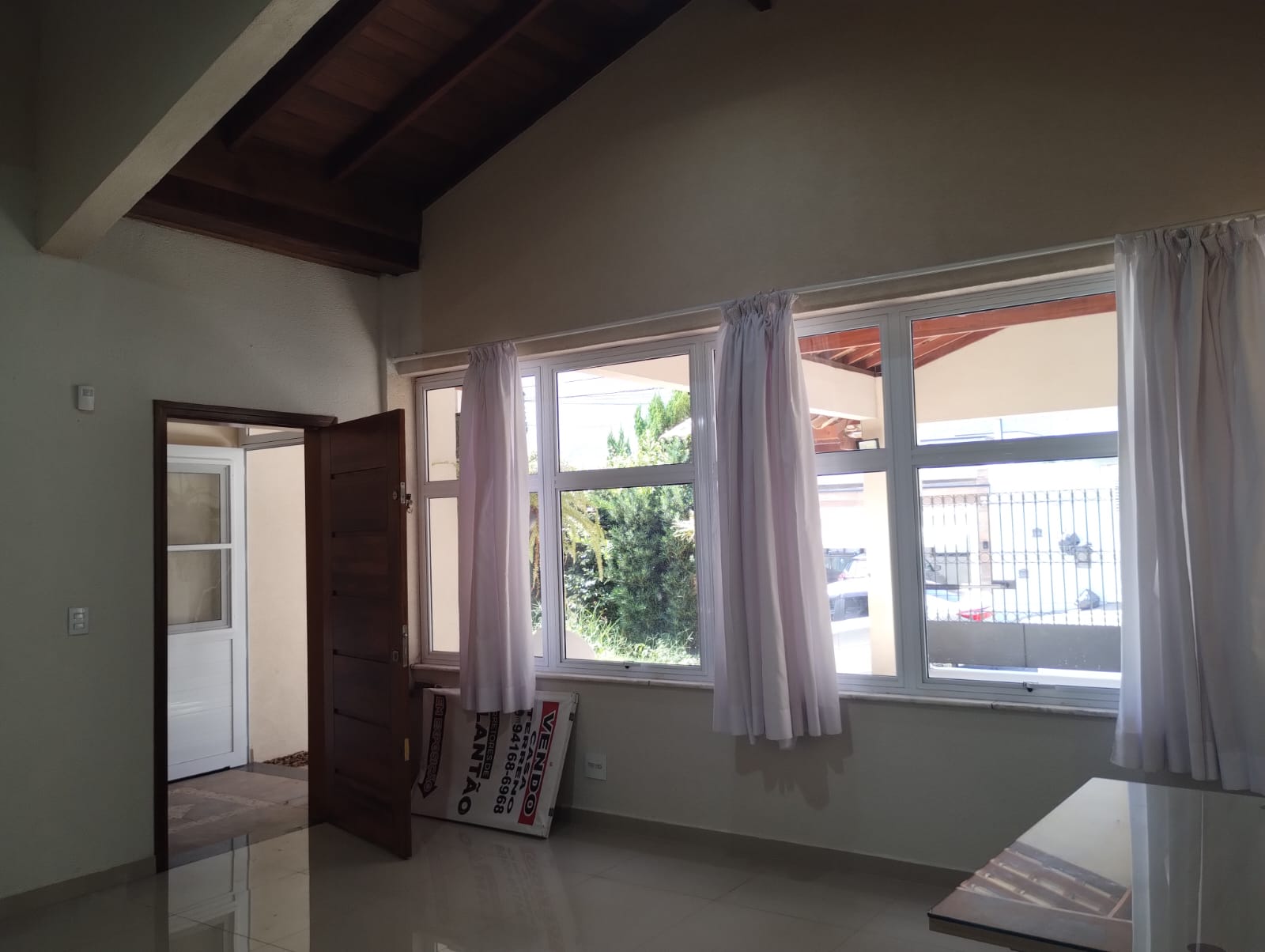 Imagem Casa com 3 Quartos à Venda, 387 m² em Jardim Dona Carmela - Atibaia Imagem Casa com 3 Quartos à Venda, 387 m² em Jardim Dona Carmela - Atibaia