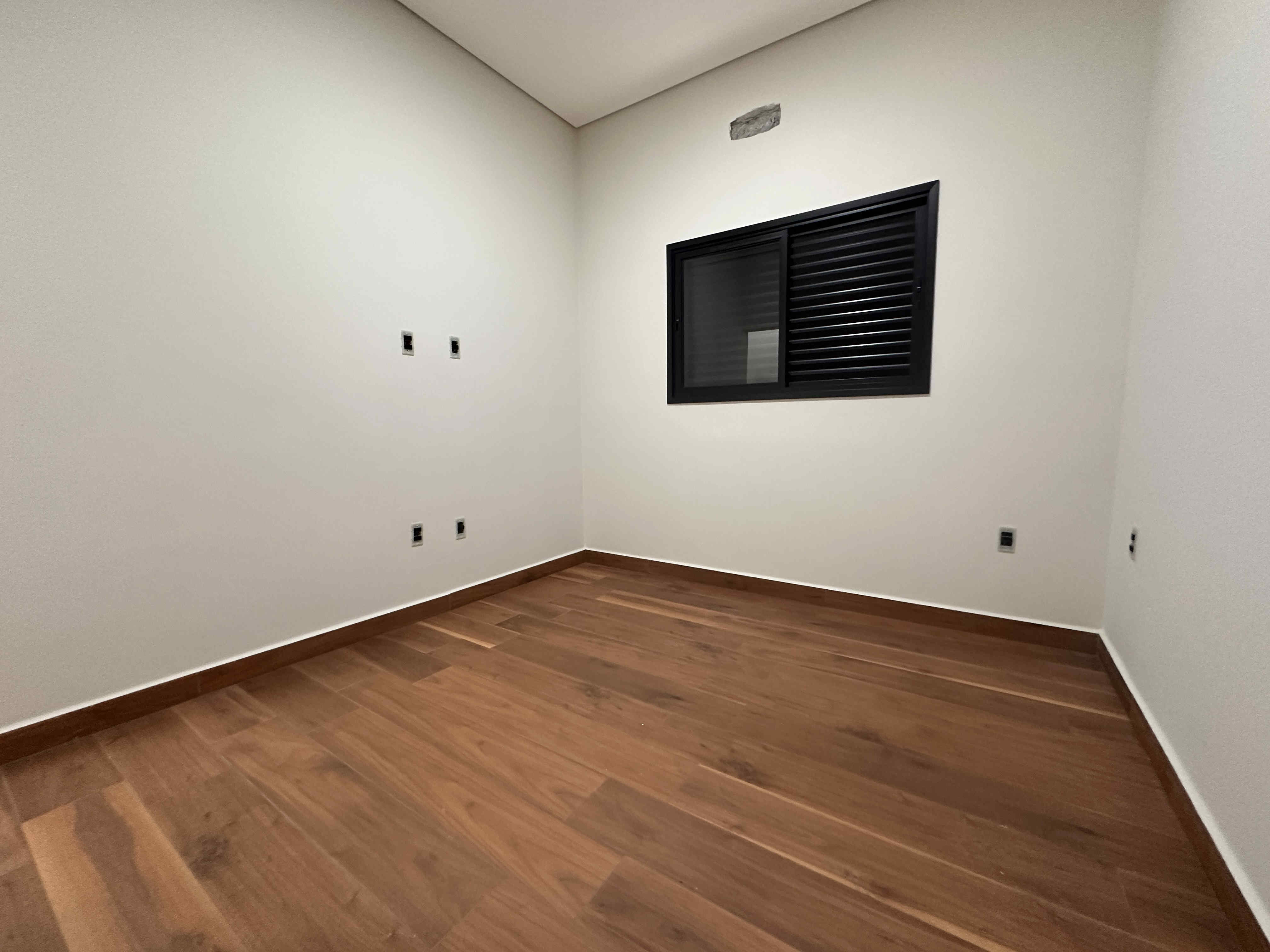 Imagem Casa de Condomínio com 4 Quartos à Venda, 175 m²em Jardim Guarujá - Salto
