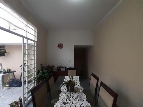 Imagem Casa com 3 Quartos à Venda, 181 m² em Parque Taquaral - Campinas Imagem Casa com 3 Quartos à Venda, 181 m² em Parque Taquaral - Campinas