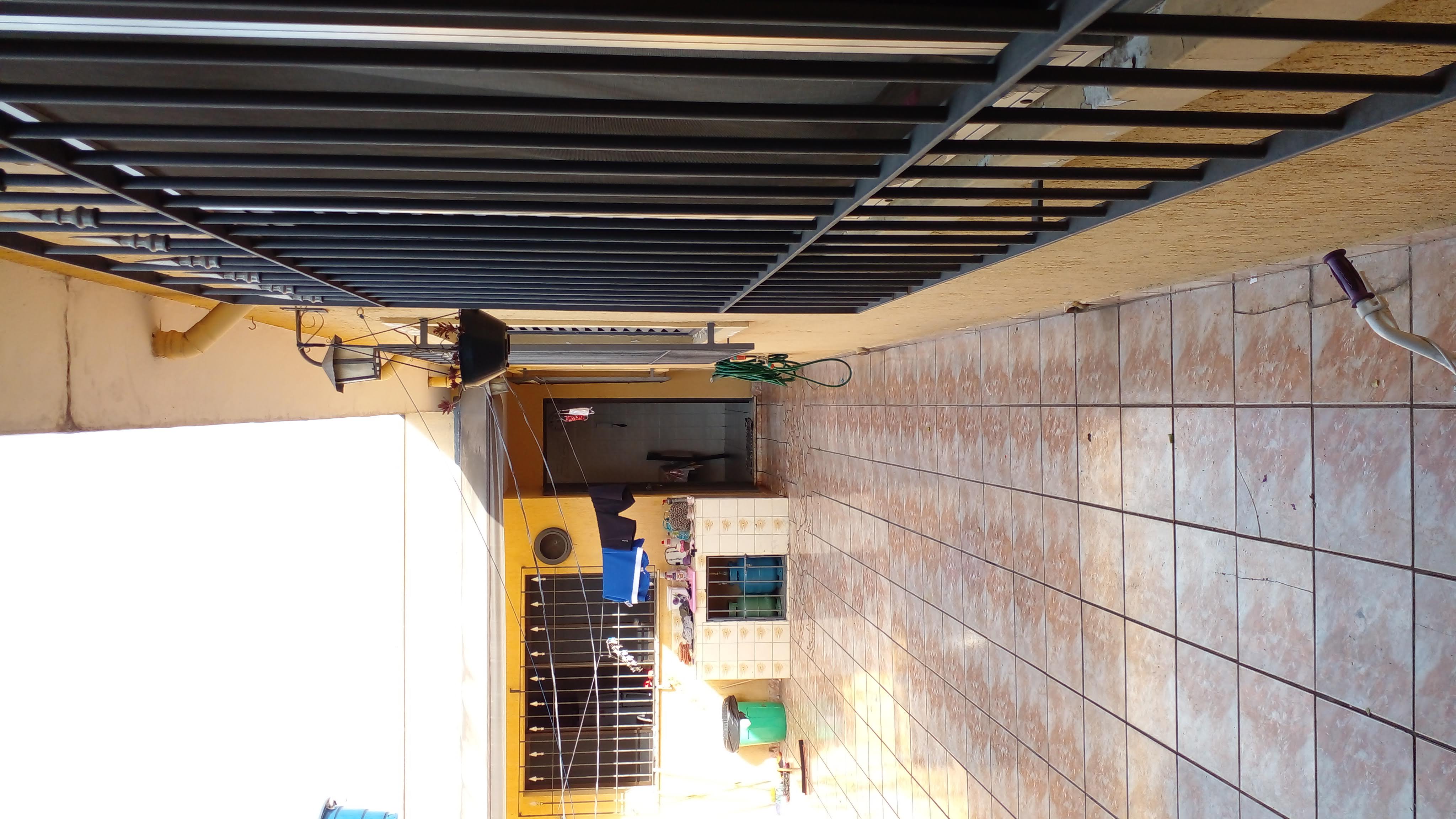 Imagem Casa com 3 Quartos à Venda, 220 m²em Vila Cintra - Mogi das Cruzes Imagem Casa com 3 Quartos à Venda, 220 m²em Vila Cintra - Mogi das Cruzes