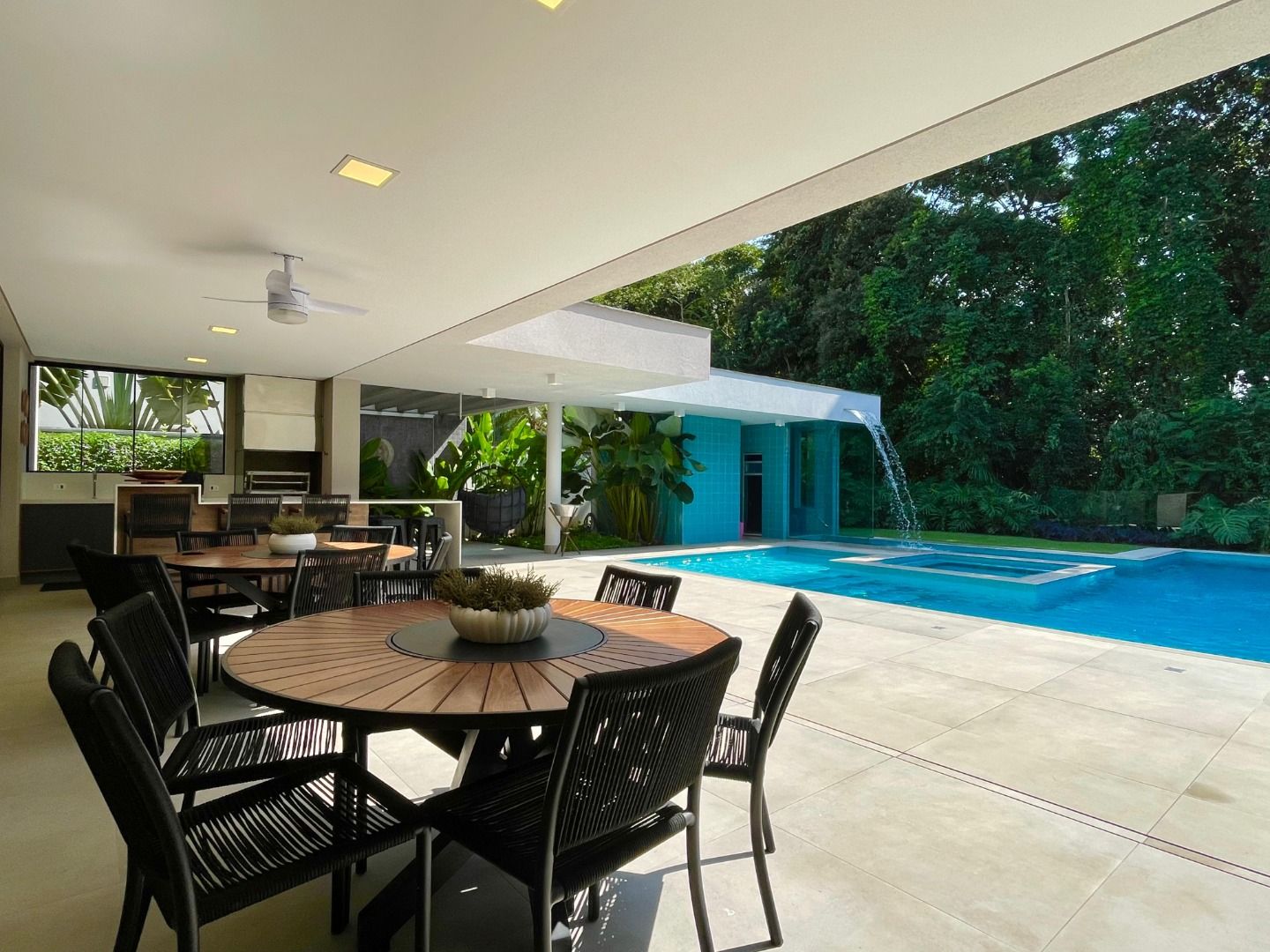 Imagem Casa com 5 Quartos à Venda, 635 m²em Riviera - Bertioga