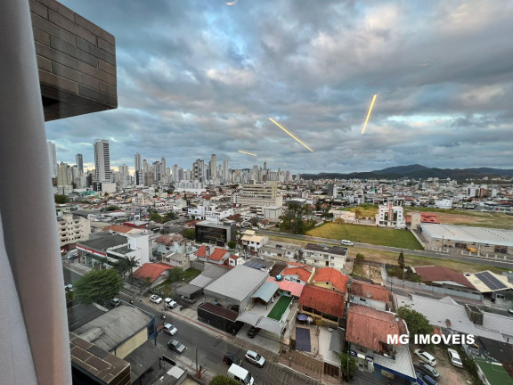 Imagem Apartamento com 2 Quartos à Venda, 68 m² em Centro - Balneário Camboriú Imagem Apartamento com 2 Quartos à Venda, 68 m² em Centro - Balneário Camboriú