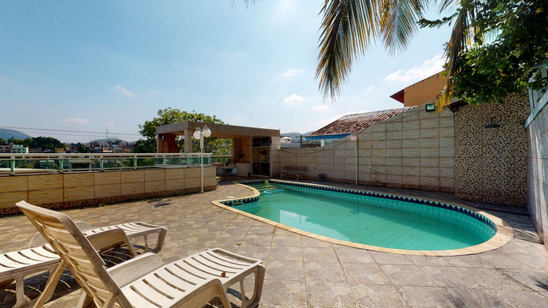Imagem Casa com 6 Quartos à Venda, 486 m² em Pechincha - Rio de Janeiro Imagem Casa com 6 Quartos à Venda, 486 m² em Pechincha - Rio de Janeiro