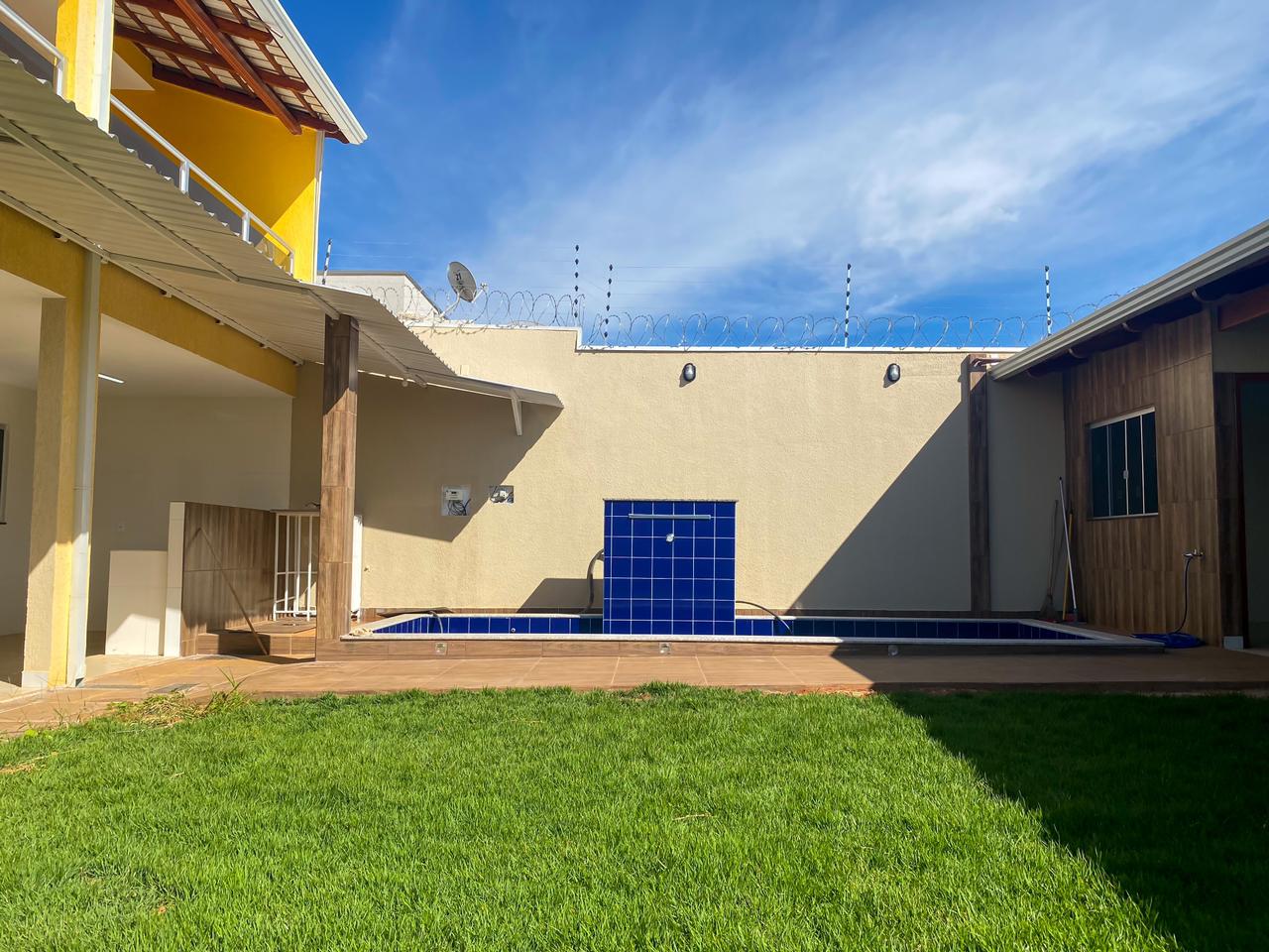 Imagem Casa com 3 Quartos à Venda, 380 m² em Estância Itaici - Caldas Novas