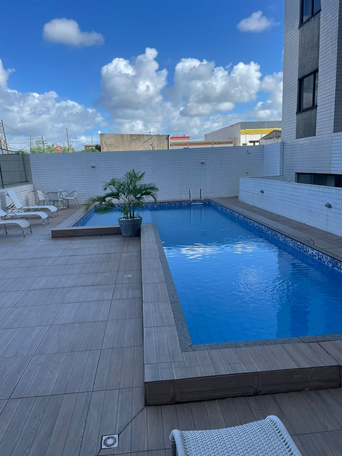 Imagem Apartamento com 2 Quartos para Alugar, 74 m²em Pitangueiras - Lauro de Freitas Imagem Apartamento com 2 Quartos para Alugar, 74 m²em Pitangueiras - Lauro de Freitas