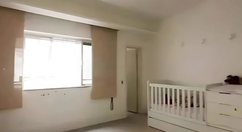 Imagem Apartamento com 3 Quartos à Venda, 250 m²em Ipanema - Rio de Janeiro Imagem Apartamento com 3 Quartos à Venda, 250 m²em Ipanema - Rio de Janeiro