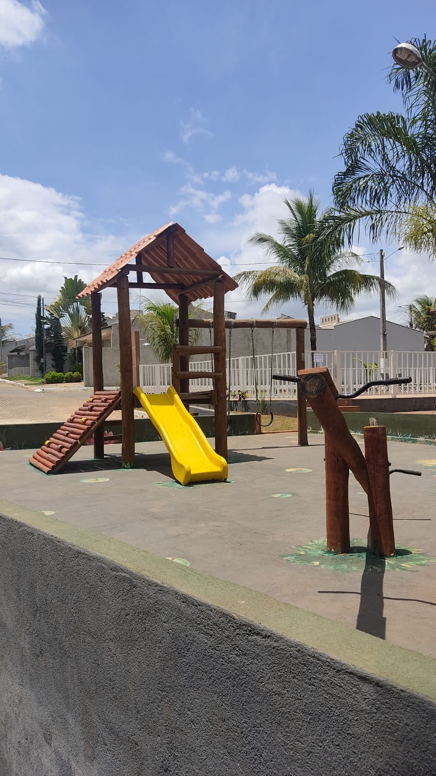 Imagem Casa de Condomínio com 3 Quartos à Venda, 110 m²em Industrial Santo Antônio - Aparecida de Goiânia