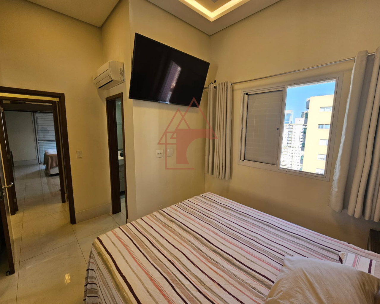 Imagem Apartamento com 3 Quartos à Venda, 114 m² em Pompéia - Santos