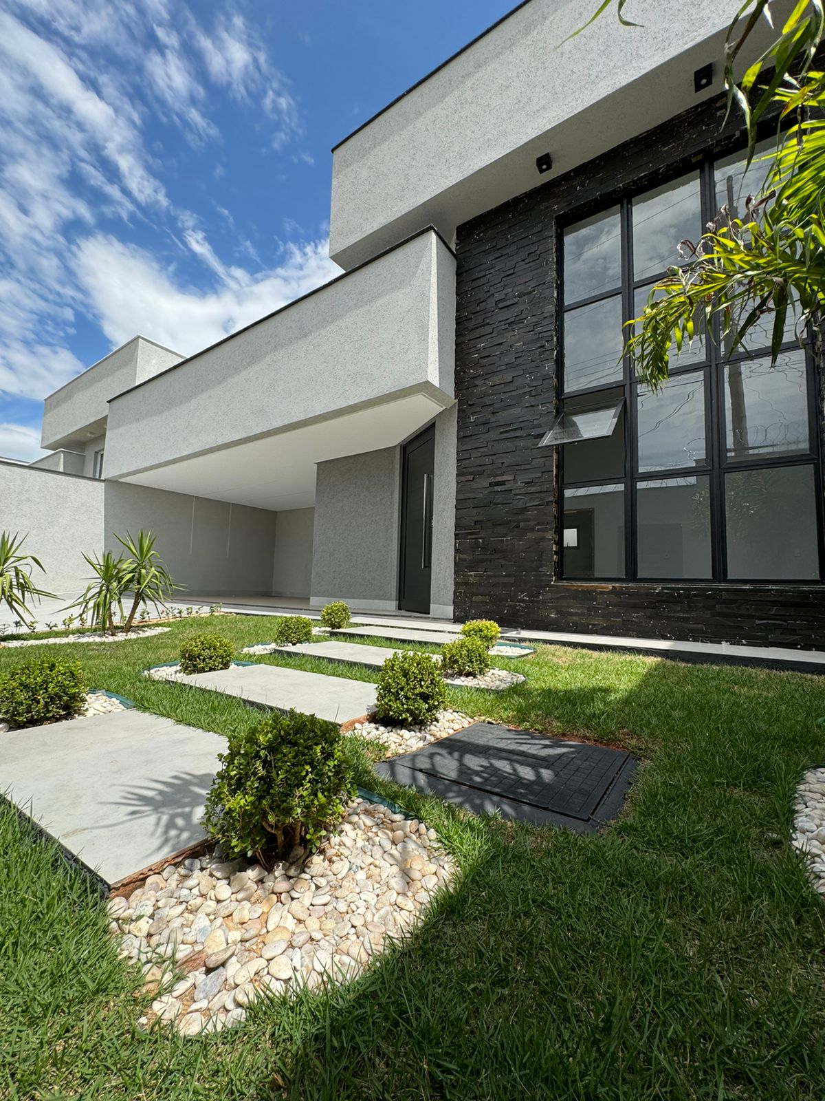 Imagem Casa com 3 Quartos à Venda, 166 m²em Parque das Paineiras (1,2,3 e 4 Etapa) - Goiânia