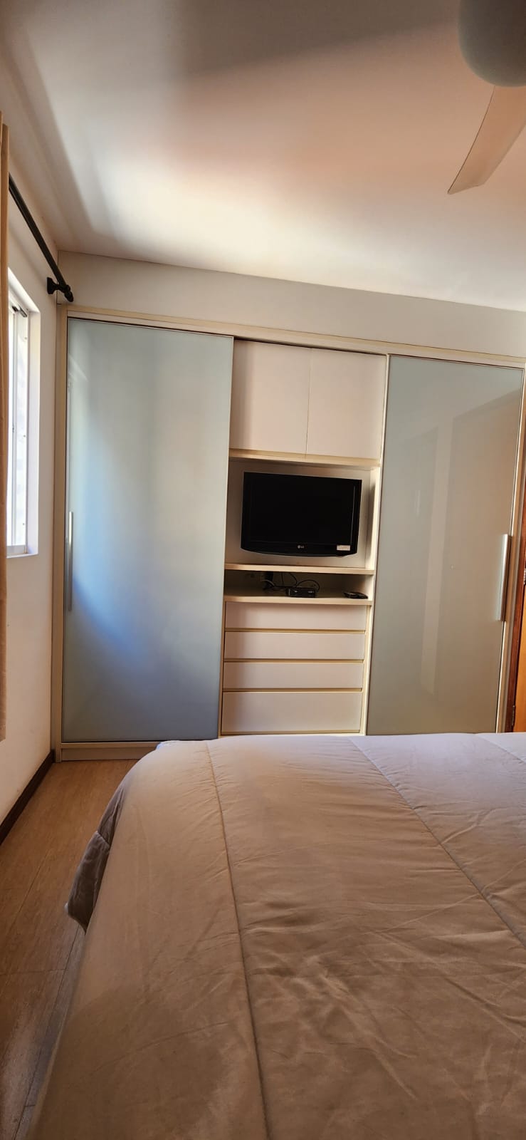 Imagem Apartamento com 3 Quartos à Venda, 78 m²em Centro - Londrina