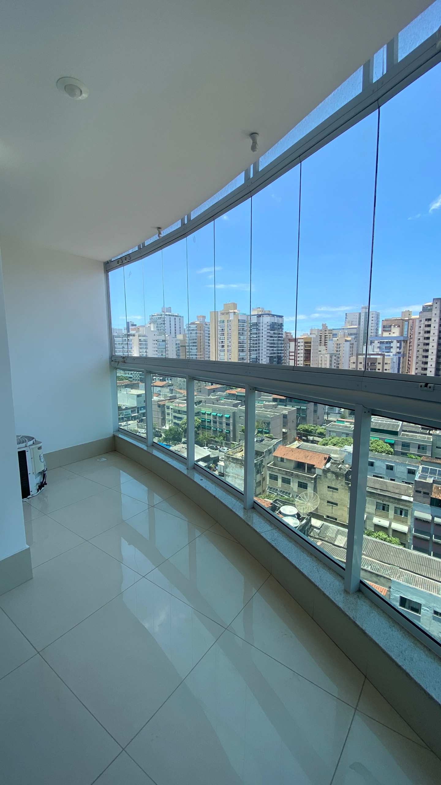 Imagem Apartamento com 2 Quartos à Venda, 70 m²em Itapuã - Vila Velha Imagem Apartamento com 2 Quartos à Venda, 70 m²em Itapuã - Vila Velha