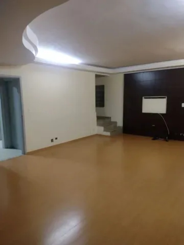 Imagem Casa com 4 Quartos para Alugar, 256 m²em Freguesia do Ó - São Paulo