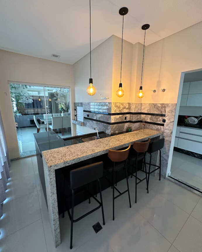 Imagem Apartamento com 4 Quartos à Venda, 237 m²em Meia Praia - Itapema Imagem Apartamento com 4 Quartos à Venda, 237 m²em Meia Praia - Itapema