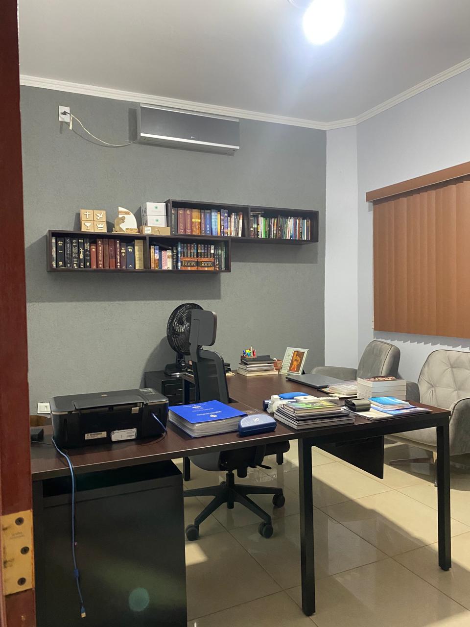 Imagem Casa com 2 Quartos à Venda ou Temporada, 159 m²em Vila Bandeirante - Campo Grande Imagem Casa com 2 Quartos à Venda ou Temporada, 159 m²em Vila Bandeirante - Campo Grande