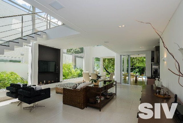 Imagem Casa com 4 Quartos à Venda ou Temporada, 287 m²em Riviera - Bertioga