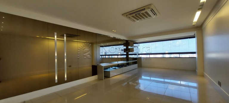 Imagem Apartamento com 3 Quartos à Venda, 139 m² em Madalena - Recife