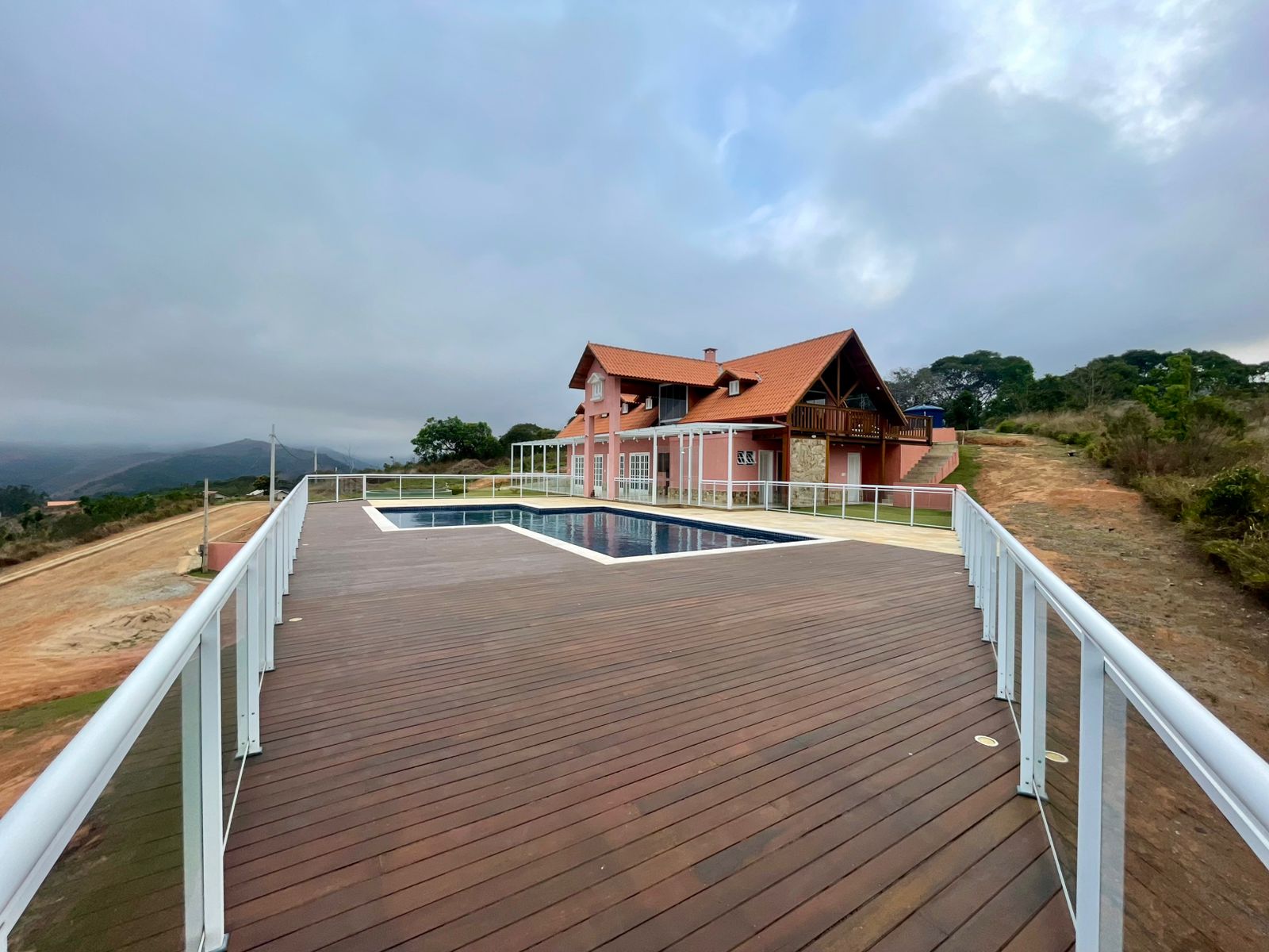 Imagem Terreno em Condomínio à Venda, 1 m²em Pessegueiros - Teresópolis