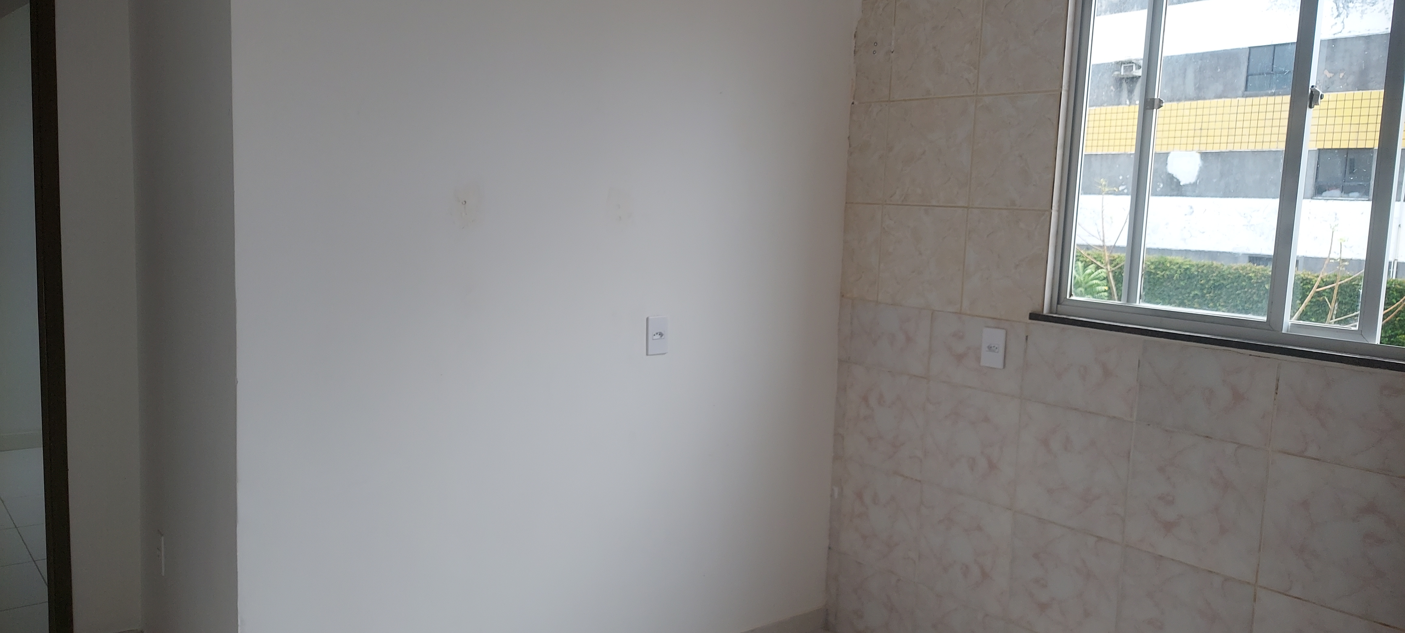 Imagem Apartamento com 2 Quartos para Alugar, 45 m²em Itapuã - Salvador