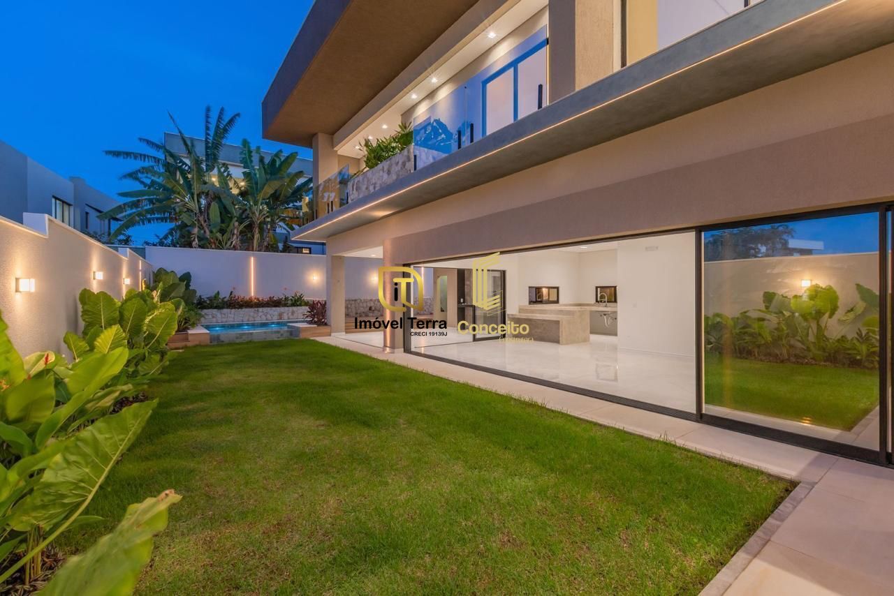Imagem Casa de Condomínio com 5 Quartos à Venda, 356 m² em Cidade Alpha - Eusébio Imagem Casa de Condomínio com 5 Quartos à Venda, 356 m² em Cidade Alpha - Eusébio