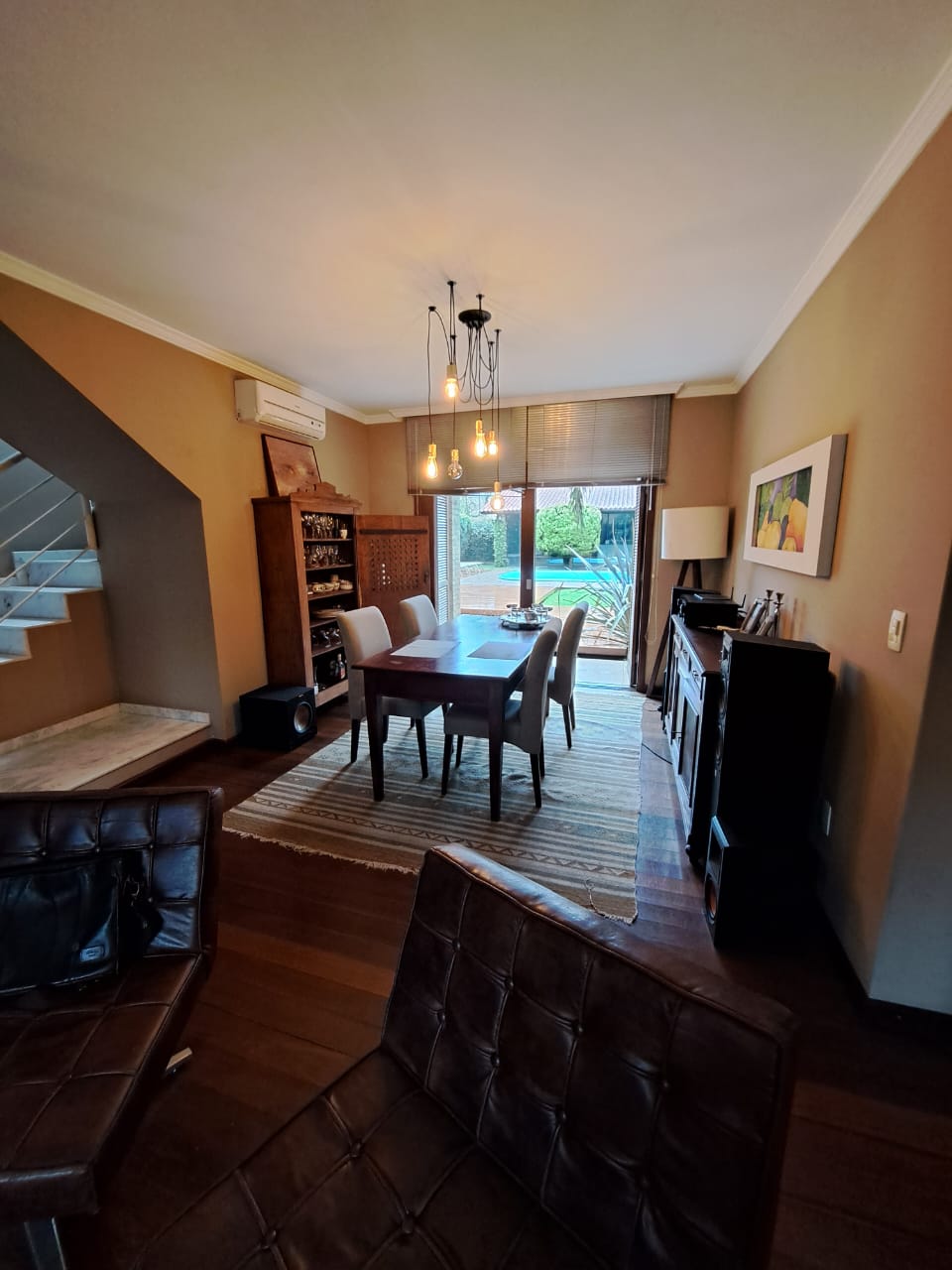 Imagem Casa com 3 Quartos à Venda, 300 m²em Laranjal - Pelotas Imagem Casa com 3 Quartos à Venda, 300 m²em Laranjal - Pelotas