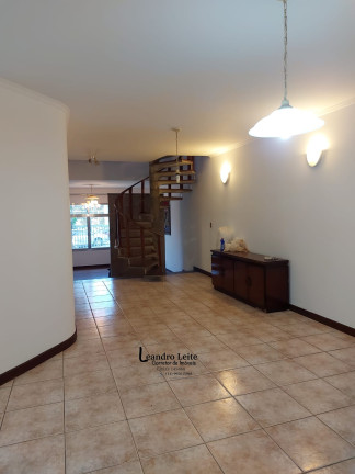 Imagem Casa com 3 Quartos à Venda, 250 m² em Parque Císper - São Paulo Imagem Casa com 3 Quartos à Venda, 250 m² em Parque Císper - São Paulo