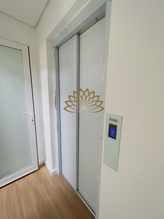 Imagem Casa de Condomínio com 3 Quartos à Venda, 404 m²em Jardim Sílvia (Zona Oeste) - São Paulo Imagem Casa de Condomínio com 3 Quartos à Venda, 404 m²em Jardim Sílvia (Zona Oeste) - São Paulo