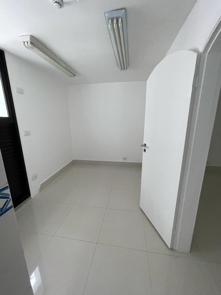 Imagem Sala Comercial à Venda, 135 m²em Jardim Paulista - São Paulo