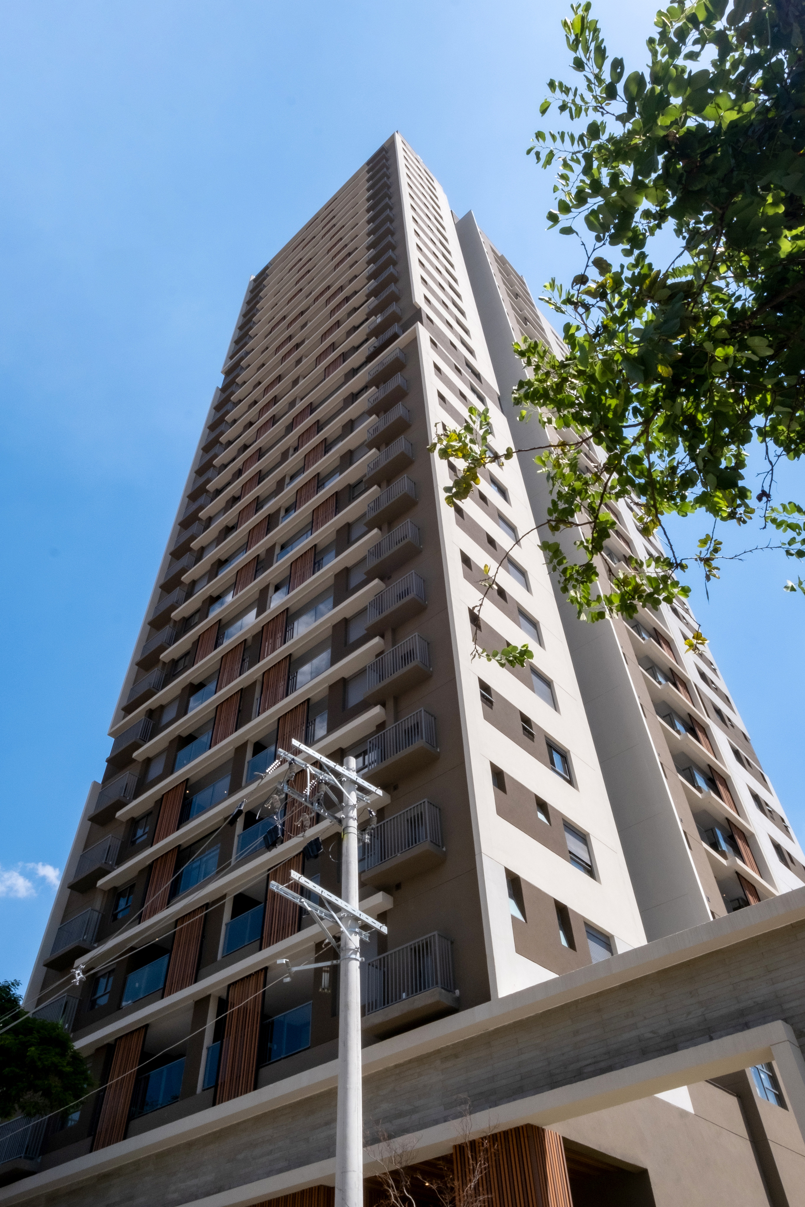 Apartamento com 2 Quartos à Venda, 76 m² em Jardim das Acácias - São Paulo