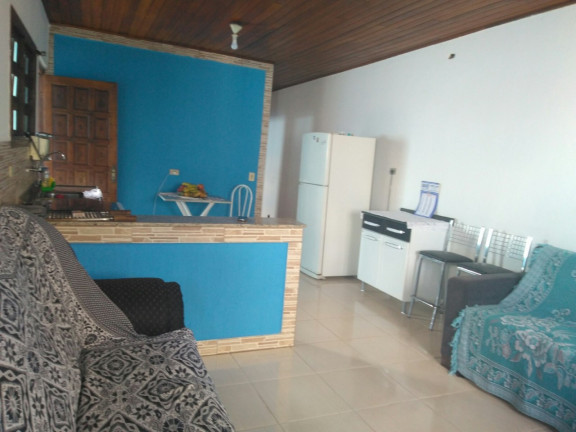 Casa com 2 Quartos à Venda, 70 m² em Peruíbe
