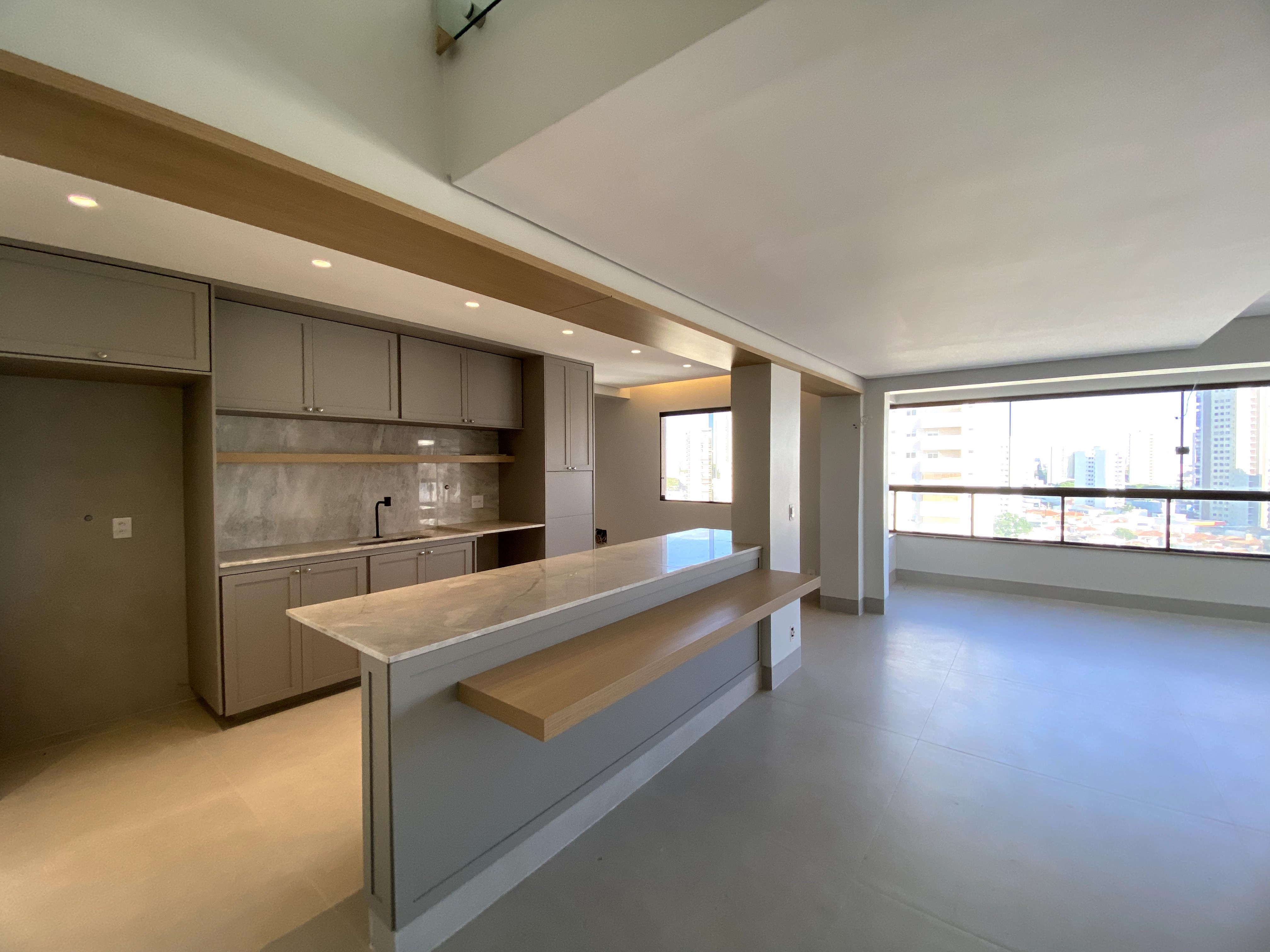 Imagem Apartamento com 4 Quartos à Venda, 216 m²em Martins - Uberlândia Imagem Apartamento com 4 Quartos à Venda, 216 m²em Martins - Uberlândia