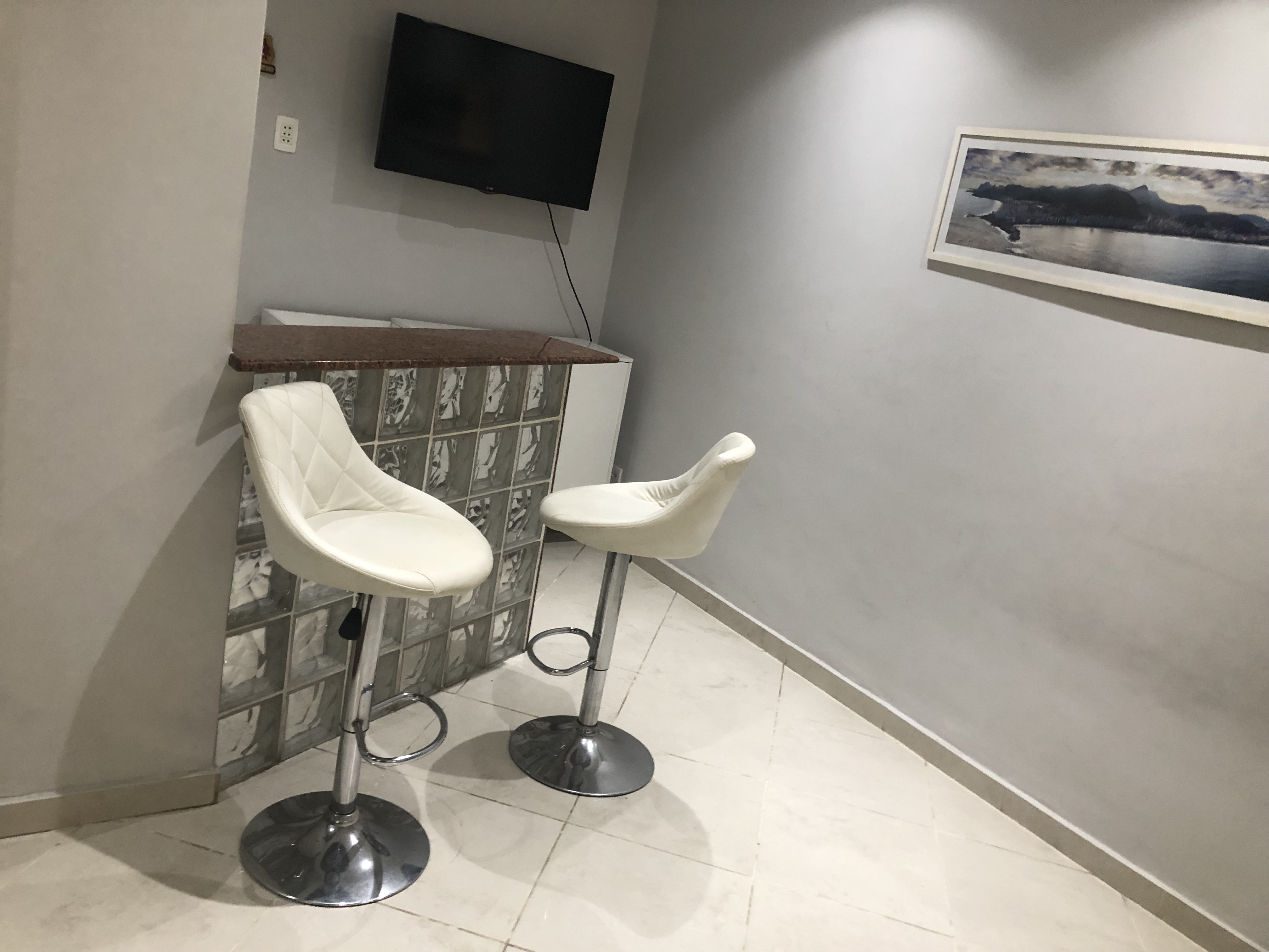 Imagem Apartamento com 1 Quarto à Venda, 35 m²em Copacabana - Rio de Janeiro Imagem Apartamento com 1 Quarto à Venda, 35 m²em Copacabana - Rio de Janeiro