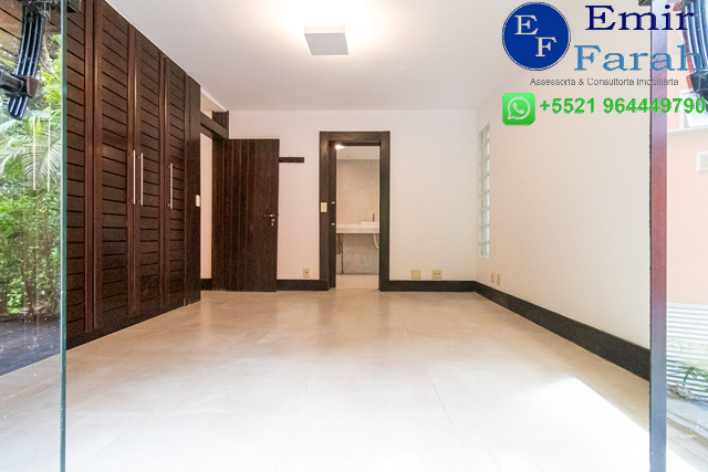 Imagem Casa com 5 Quartos à Venda, 384 m²em São Conrado - Rio de Janeiro Imagem Casa com 5 Quartos à Venda, 384 m²em São Conrado - Rio de Janeiro