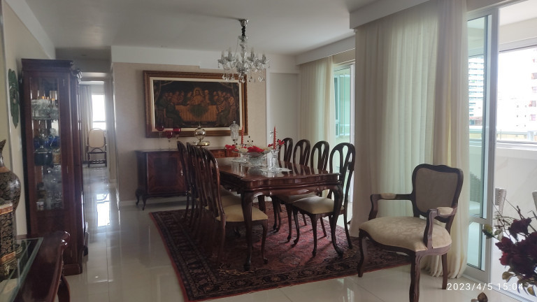 Imagem Apartamento com 2 Quartos à Venda,  em Meireles - Fortaleza
