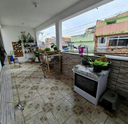 Imagem Sobrado com 5 Quartos à Venda,  em Jardim Roberto - Osasco