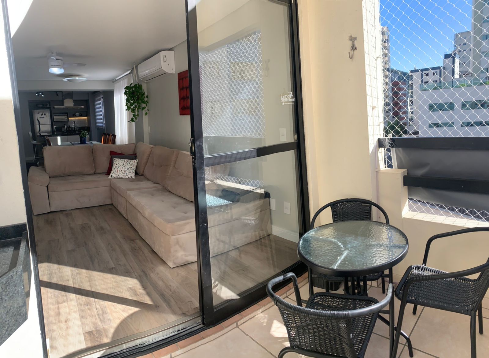 Imagem Cobertura com 4 Quartos à Venda, 142 m²em Centro - Balneário Camboriú