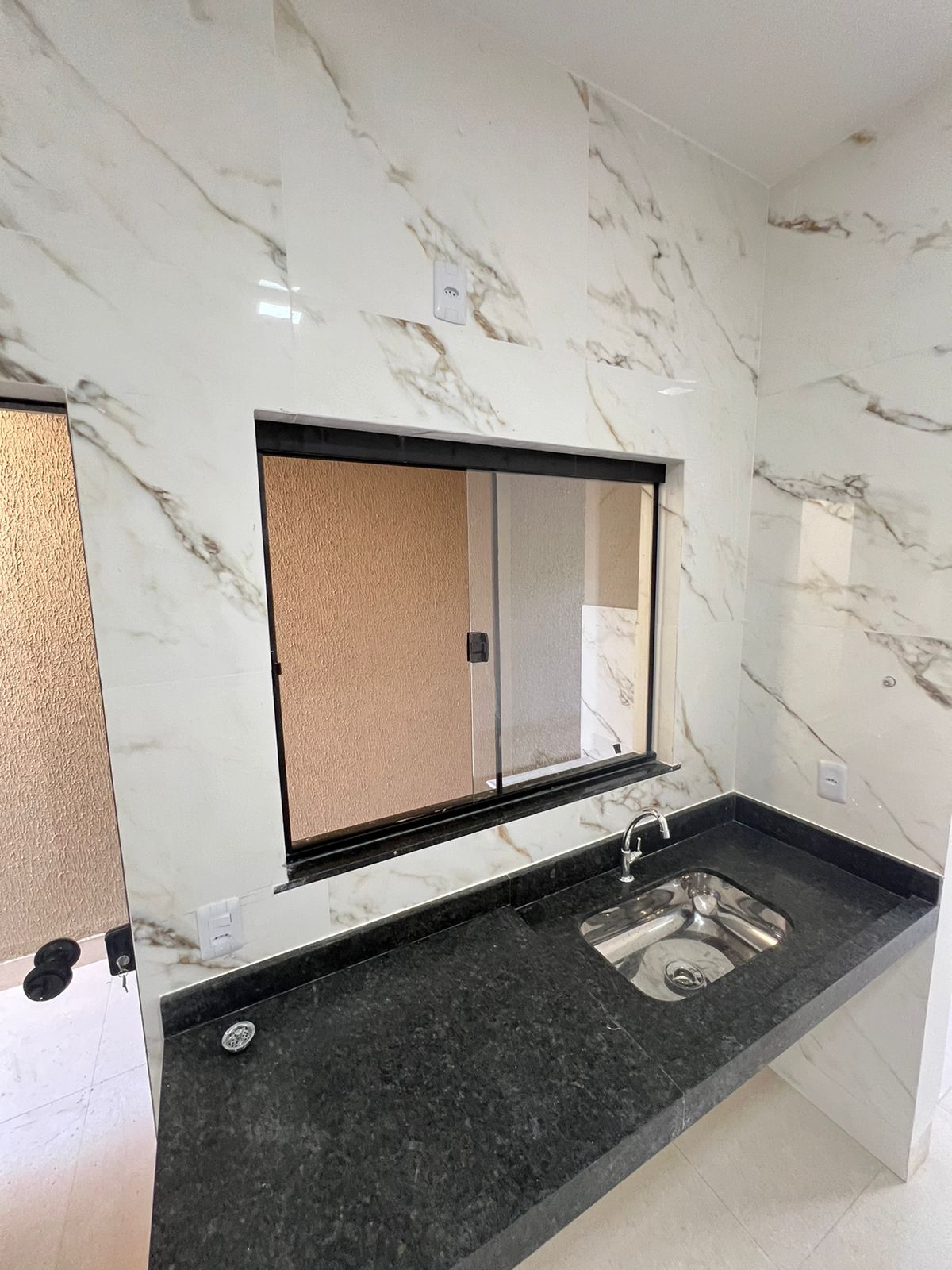 Imagem Casa com 2 Quartos à Venda, 83 m²em Residencial Eli Forte - Goiânia Imagem Casa com 2 Quartos à Venda, 83 m²em Residencial Eli Forte - Goiânia