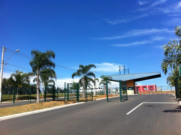 Imagem Galpão à Venda ou Locação, 400 m²em Centro Industrial de Limeira - CIL - Limeira
