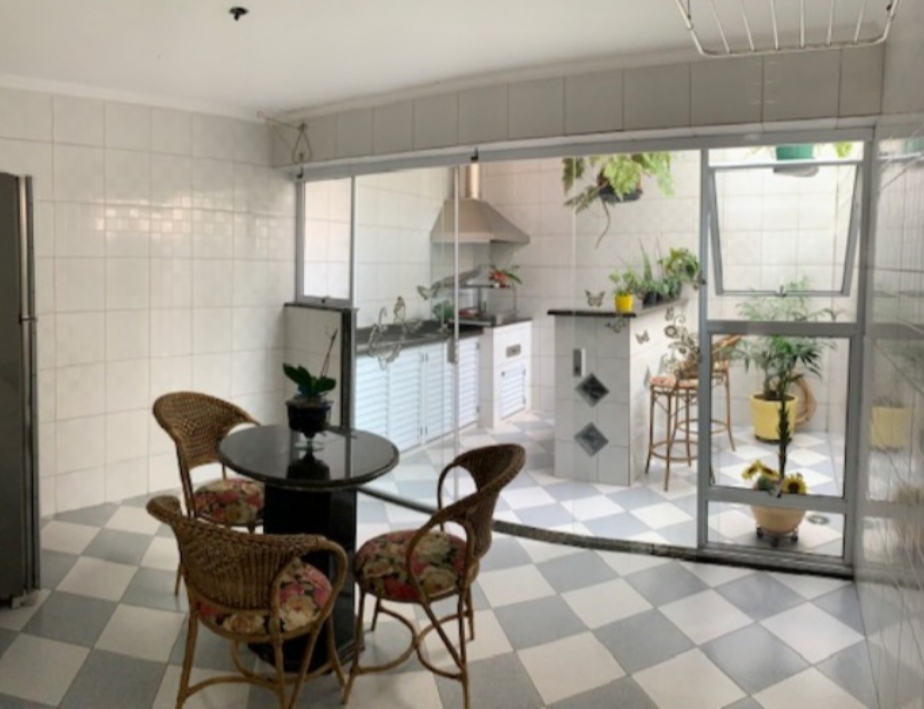 Imagem Sobrado com 3 Quartos à Venda, 196 m²em Rudge Ramos - São Bernardo do Campo Imagem Sobrado com 3 Quartos à Venda, 196 m²em Rudge Ramos - São Bernardo do Campo