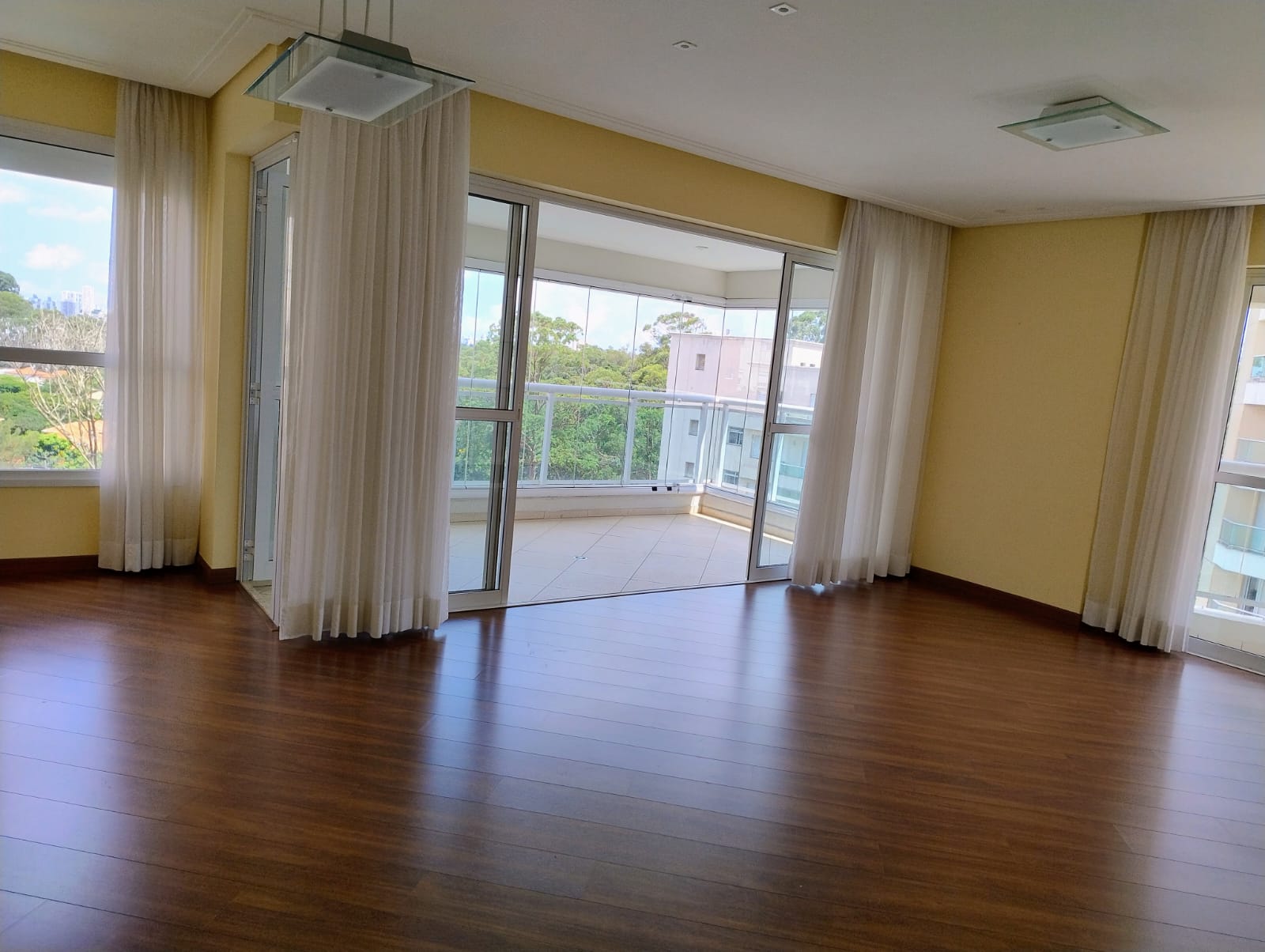 Apartamento com 3 Quartos à Venda ou Locação, 143 m² em Vila Yara - Osasco