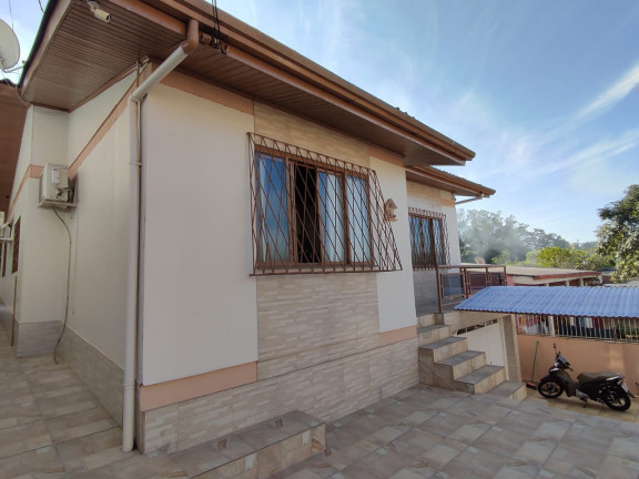 Imagem Casa com 3 Quartos à Venda, 140 m² em Vila Cruzeiro - Passo Fundo Imagem Casa com 3 Quartos à Venda, 140 m² em Vila Cruzeiro - Passo Fundo