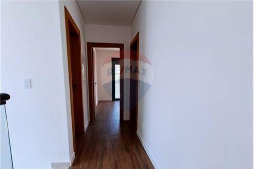 Imagem Casa de Condomínio com 2 Quartos à Venda, 315 m²em Condomínio Residencial Monte Carlo - São José dos Campos Imagem Casa de Condomínio com 2 Quartos à Venda, 315 m²em Condomínio Residencial Monte Carlo - São José dos Campos