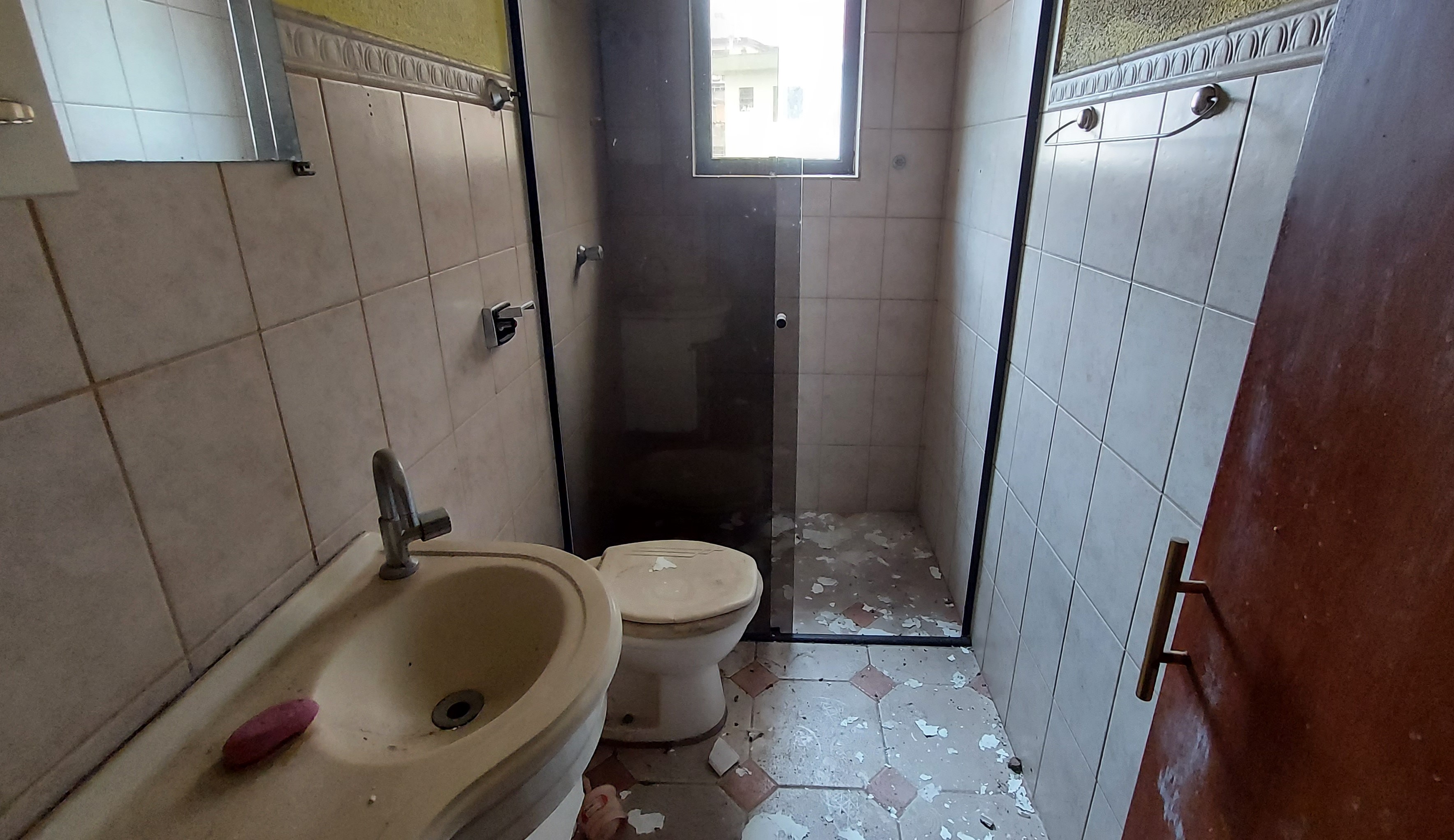 Imagem Casa com 3 Quartos à Venda, 294 m²em Vila Eldízia - Santo André