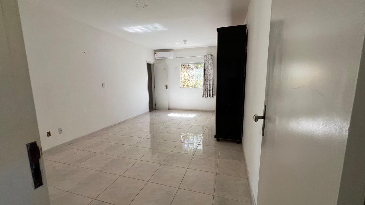 Imagem Casa de Condomínio com 3 Quartos para Alugar, 200 m²em Buraquinho - Lauro de Freitas Imagem Casa de Condomínio com 3 Quartos para Alugar, 200 m²em Buraquinho - Lauro de Freitas
