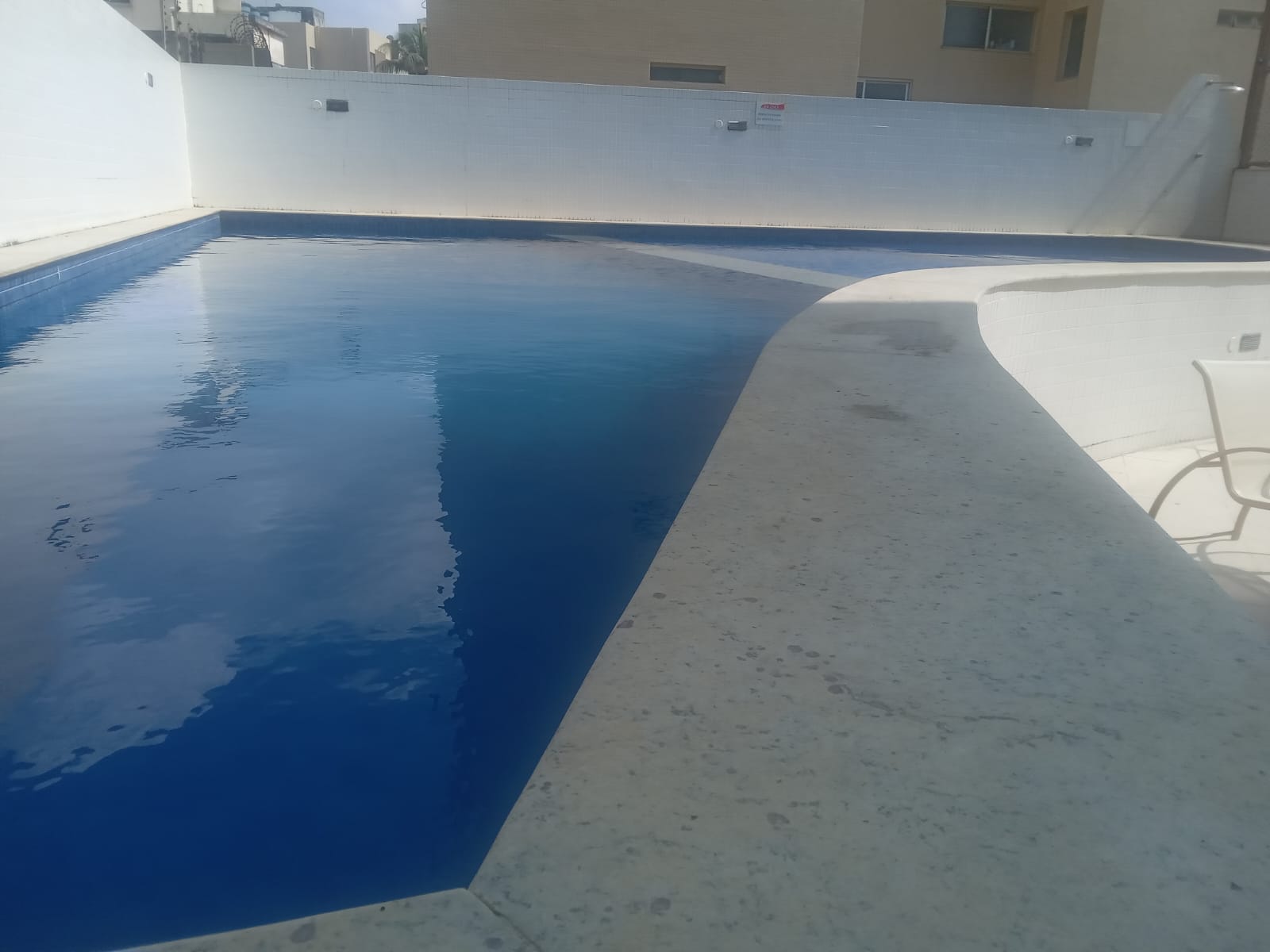 Imagem Apartamento com 3 Quartos à Venda, 77 m²em Costa Azul - Salvador