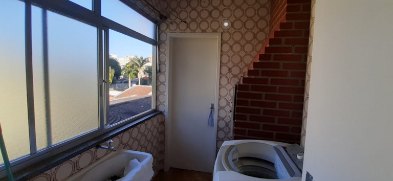 Imagem Apartamento com 2 Quartos à Venda, 70 m² em Jardim Botânico - Porto Alegre