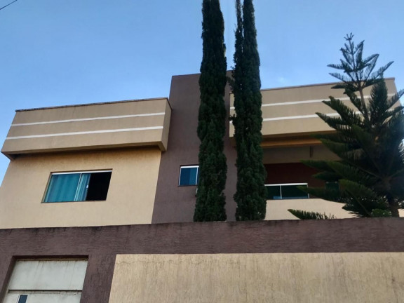 Imagem Sobrado com 3 Quartos à Venda, 295 m² em Capuava - Goiânia Imagem Sobrado com 3 Quartos à Venda, 295 m² em Capuava - Goiânia