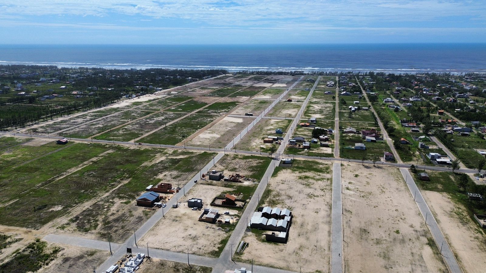 Imagem Terreno à Venda, 300 m²em Village dunas norte - Balneário Gaivota
