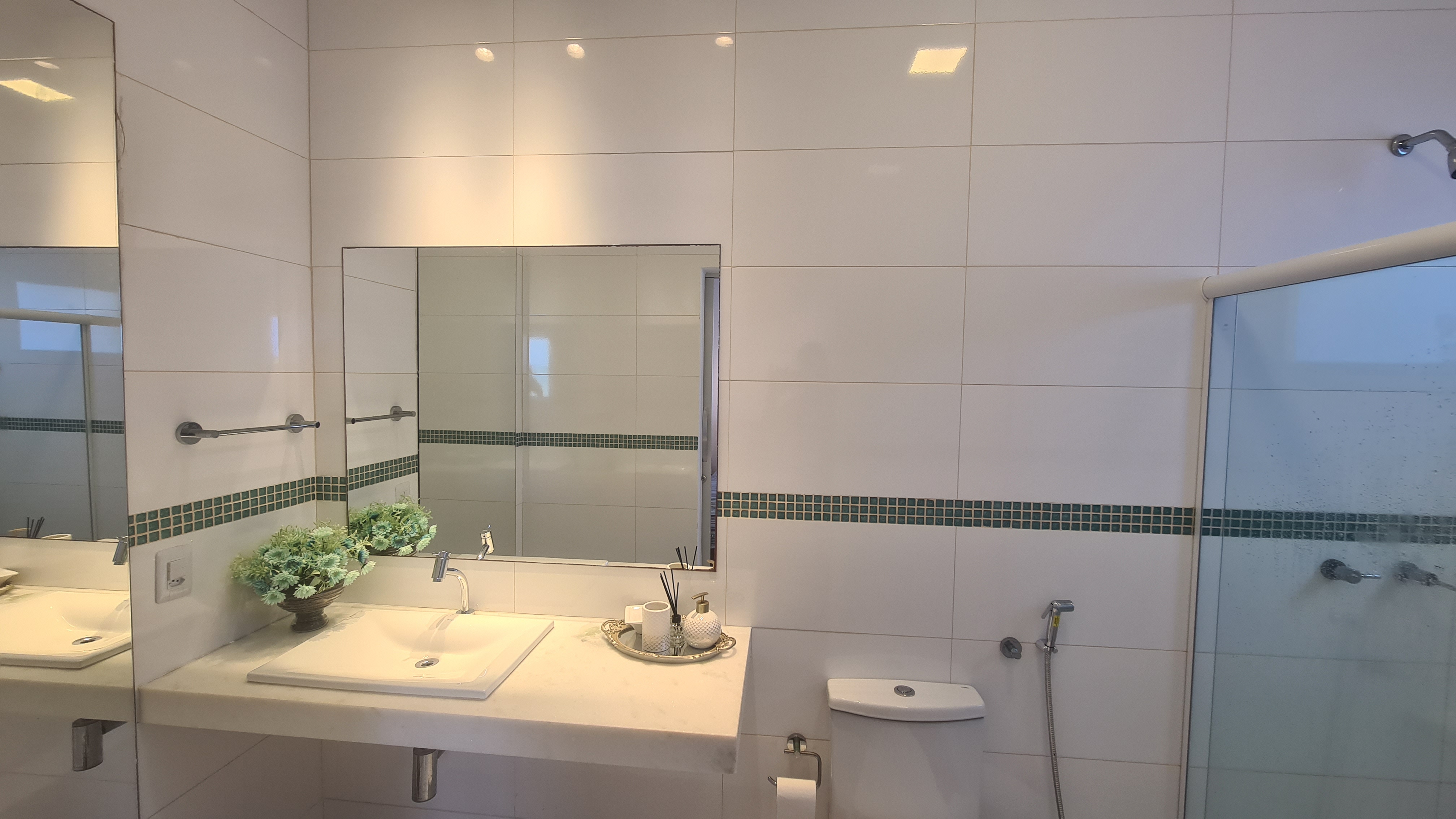 Imagem Casa de Condomínio com 4 Quartos à Venda, 1.120 m² em Barra do Jacuípe (Monte Gordo) - Camaçari